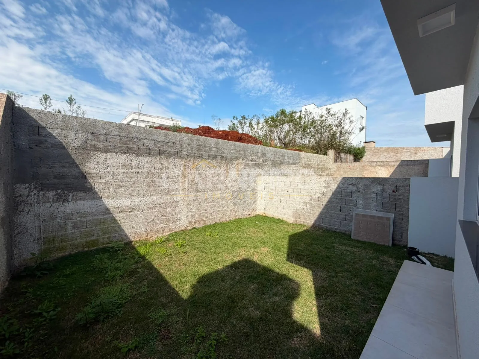 Fundos do imóvel CASA A VENDA I FRARON