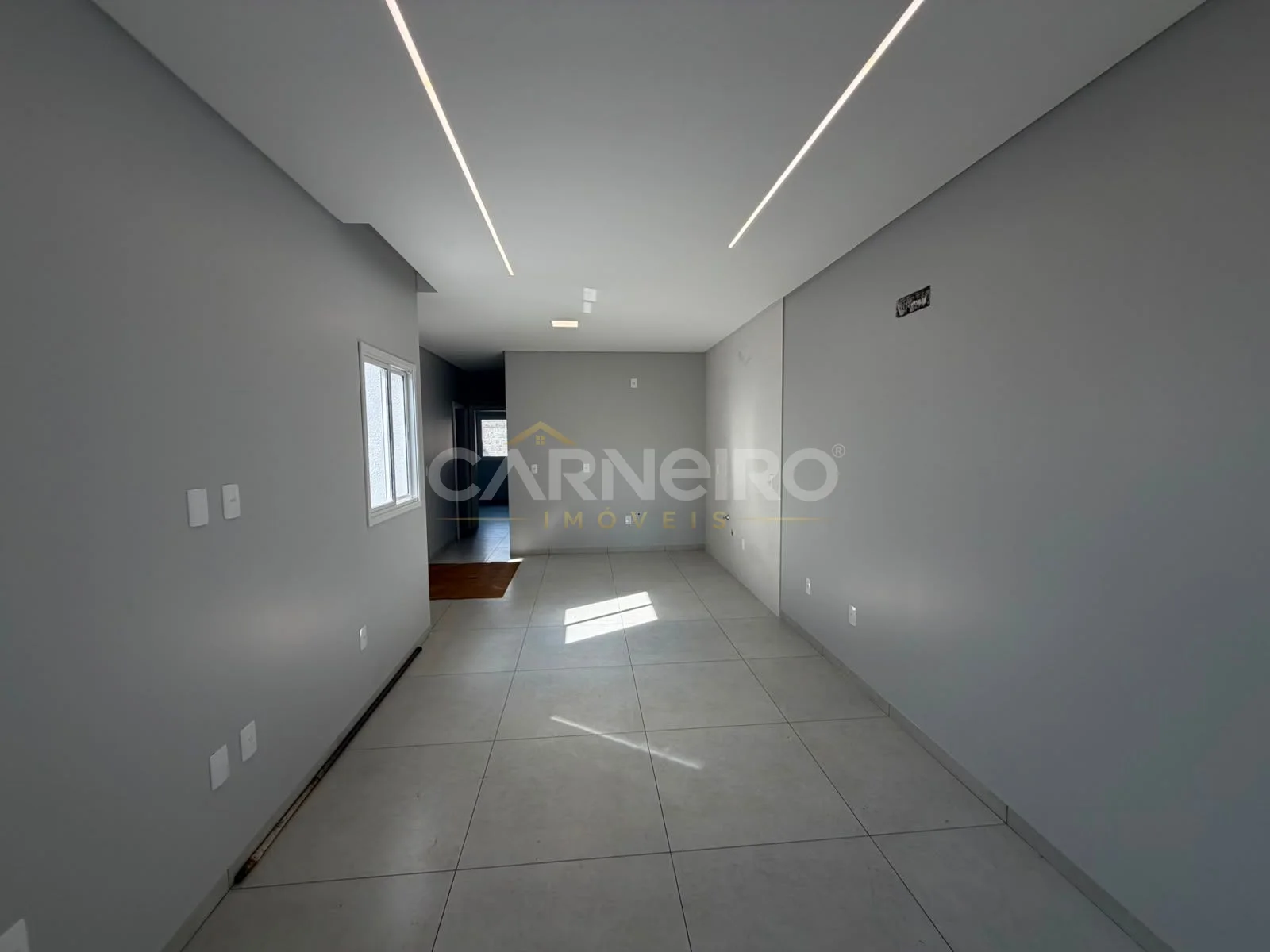 Sala de TV do imóvel CASA A VENDA I FRARON