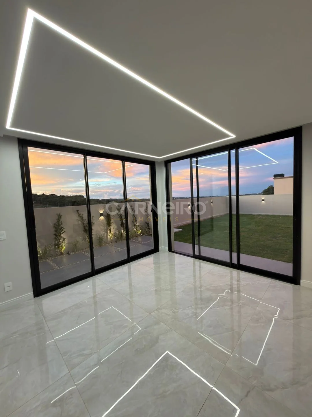 Sala de Jantar do imóvel SOBRADO NOVO I BAIRRO SAO LUIZ