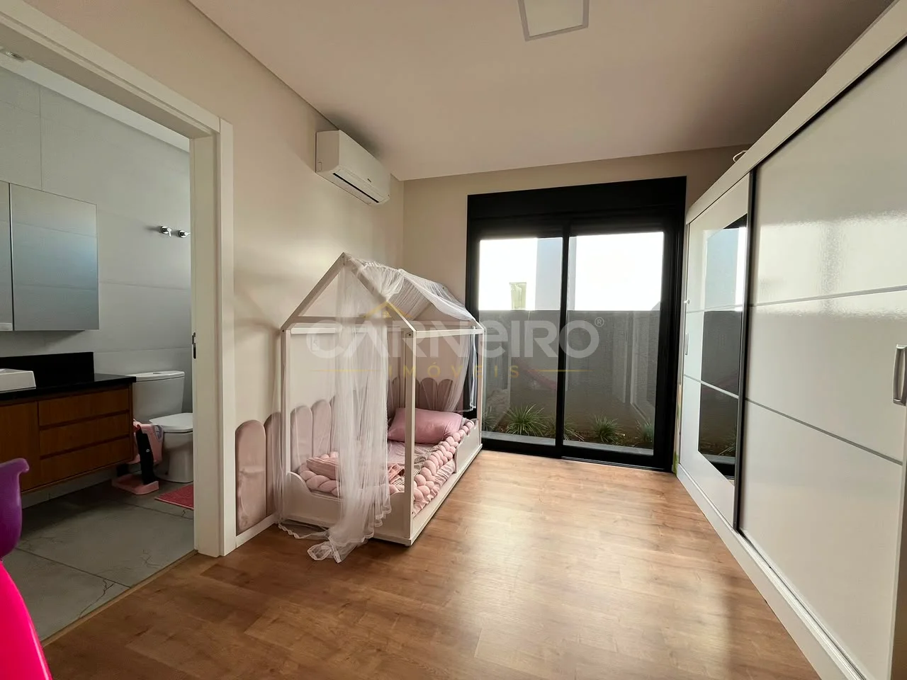 Suite 2 do imóvel CASA A VENDA BAIRRO FRARON