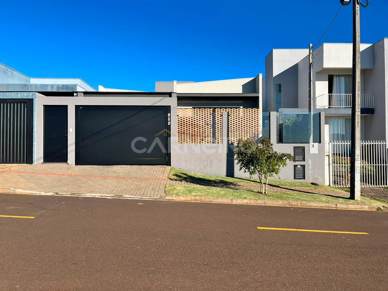Fachada do imóvel CASA A VENDA BAIRRO FRARON