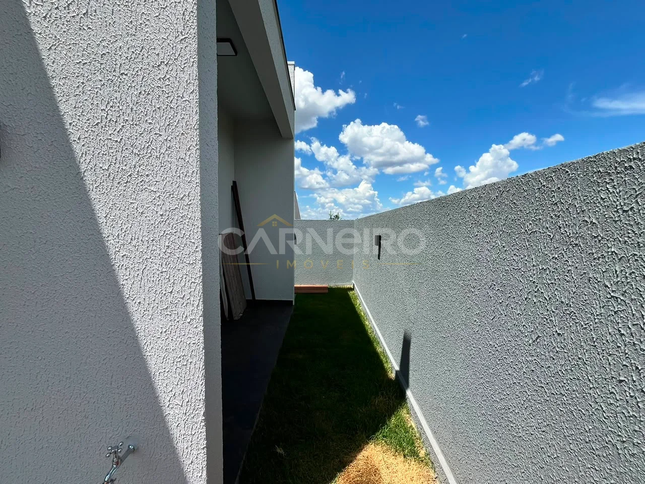 Fundos do imóvel CASA A VENDA BAIRRO MENINO DEUS